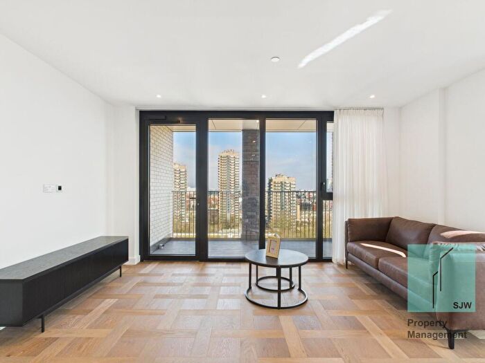 2 Bedroom Apartment To Rent In Boxwood Gardens, London, E1W