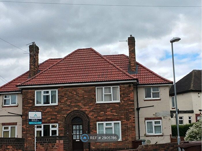 1 Bedroom Flat To Rent In Churwell, Leeds, LS27