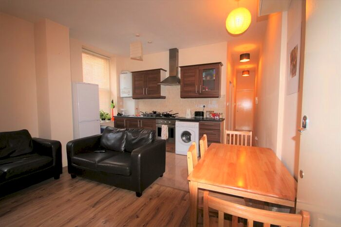 2 Bedroom Flat To Rent In Rushcroft Road, Brixton, SW2