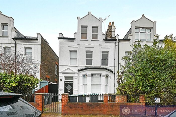 1 Bedroom Apartment To Rent In Ferme Park Road, Crouch End, London, N8