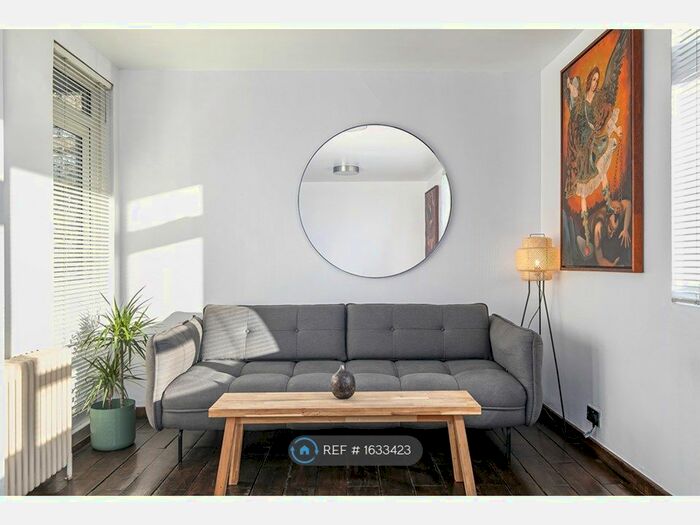 1 Bedroom Flat To Rent In Golborne Road, London, W10