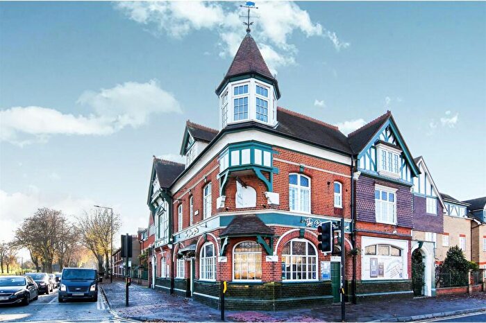 1 Bedroom Apartment To Rent In Victoria Avenue, Southend On Sea, SS2