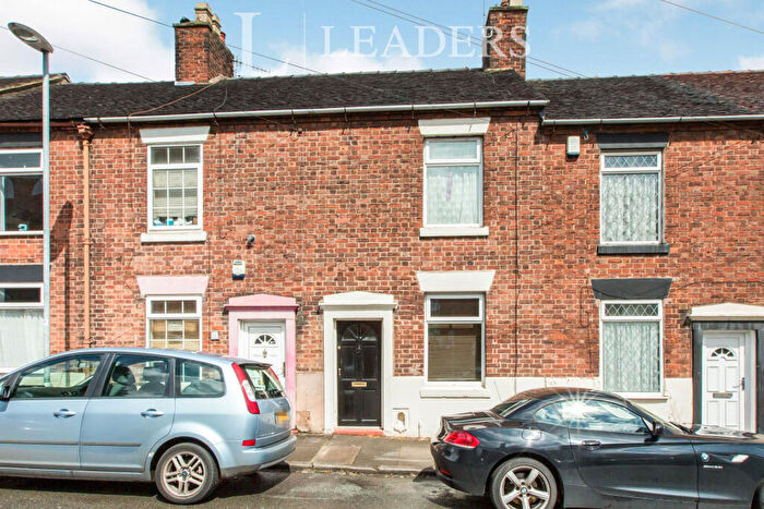 2 Bedroom House To Rent In Munro Street, Stoke-on-Trent, ST4