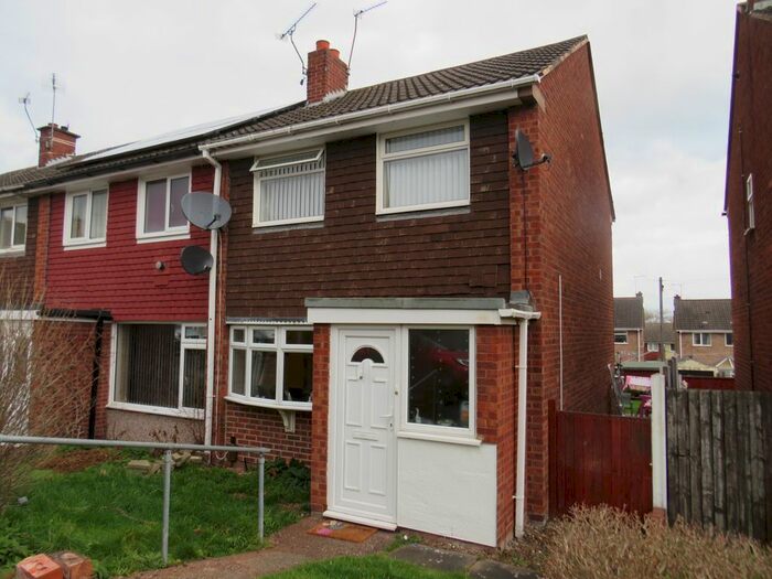 3 Bedroom Semi-Detached House To Rent In Campbell Close, Rugeley, WS15