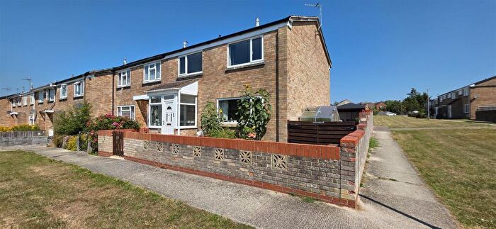 3 Bedroom End Of Terrace House For Sale In Devonshire Place, Melksham, SN12