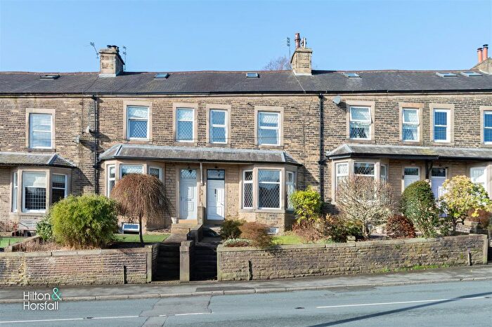 3 Bedroom Terraced House For Sale In Springbank, Barrowford, BB9