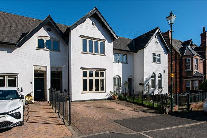 3 Bedroom Semi Detached House To Rent In Albert Road, NG3