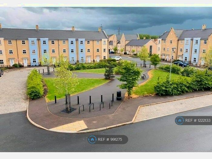 4 Bedroom Terraced House To Rent In Buttercup Avenue, Eynesbury, St. Neots, PE19