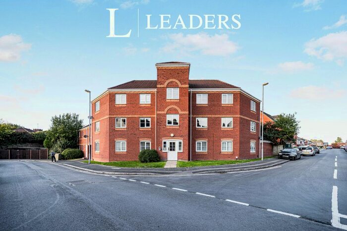 2 Bedroom Flat To Rent In Lister Street, Willenhall, WV13