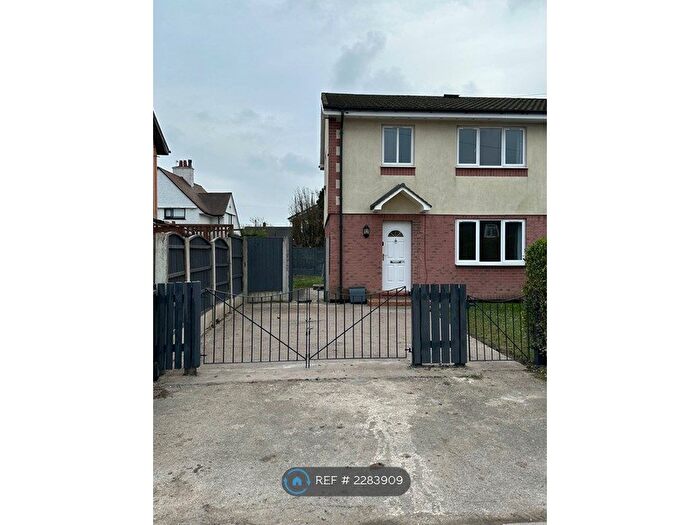 3 Bedroom Semi-Detached House To Rent In Franklands Drive, Ribbleton, Preston, PR2