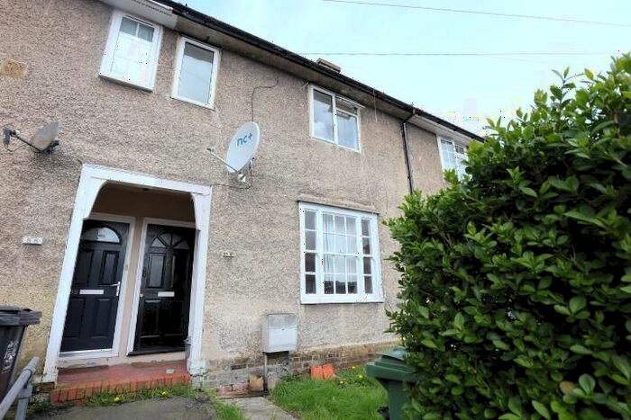 2 Bedroom Property To Rent In Galahad Road, Bromley, BR1