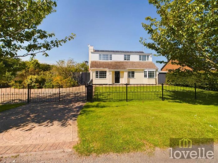 6 Bedroom Detached House For Sale In Sea Road, Anderby, PE24