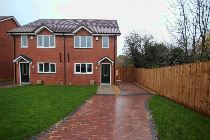 2 Bedroom Semi-Detached House To Rent In The Fens, Pensnett, Brierley Hill, DY5