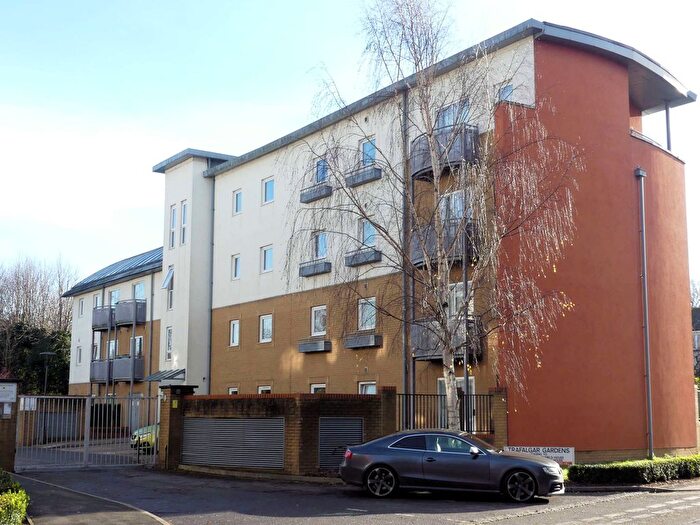 1 Bedroom Flat To Rent In Reeves House, Three Bridges, RH10