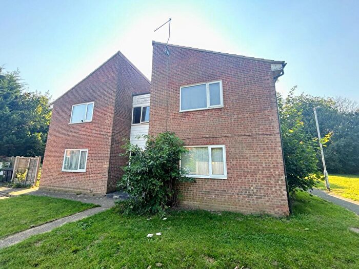 Flat To Rent In Slades Close, Glemsford, Sudbury, CO10