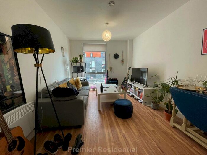 1 Bedroom Apartment To Rent In Plaza Boulevard, Liverpool, L8