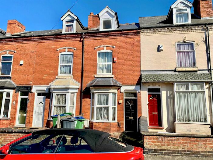 3 Bedroom Property To Rent In Lightwoods Road, Bearwood B67