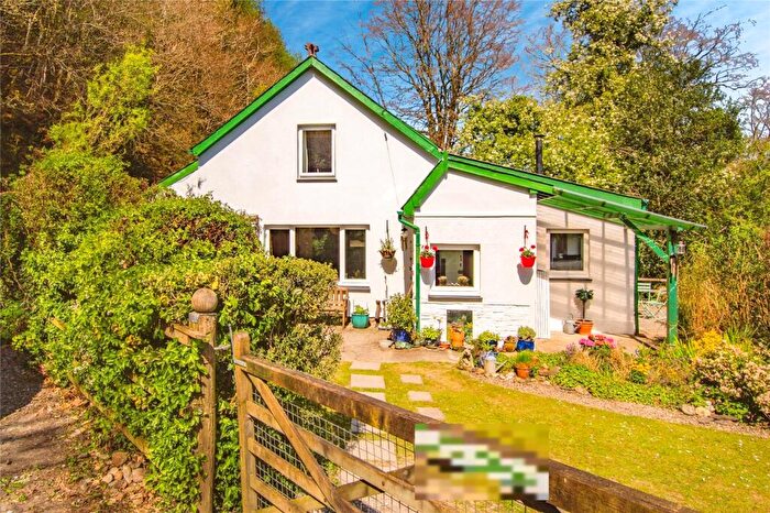4 Bedroom Detached House For Sale In Cenarth, Newcastle Emlyn, Ceredigion, SA38
