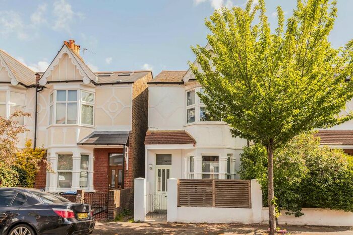 1 Bedroom Flat To Rent In Jersey Road, London, W7