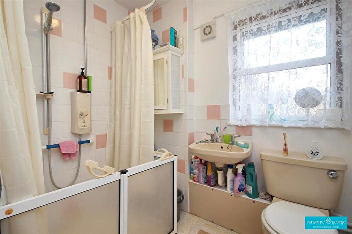 1 Bedroom Retirement Property For Sale In Gordon Palmer Court, Reading, RG30