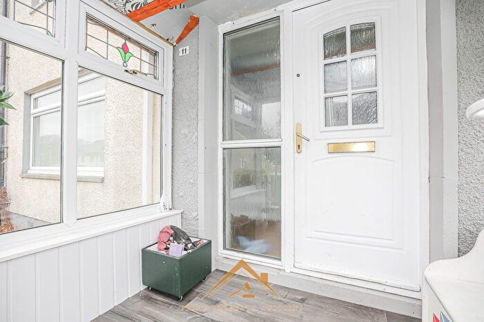 3 Bedroom Terraced House For Sale In Gowanlea Drive, Slamannan, Falkirk, FK1