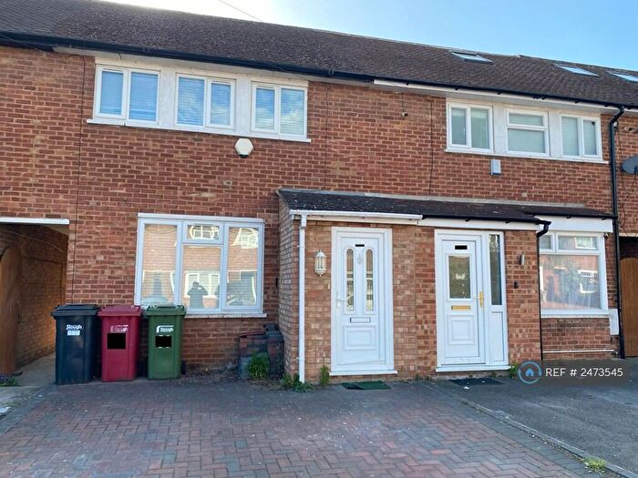 4 Bedroom Terraced House To Rent In Churchill Road, Slough, SL3