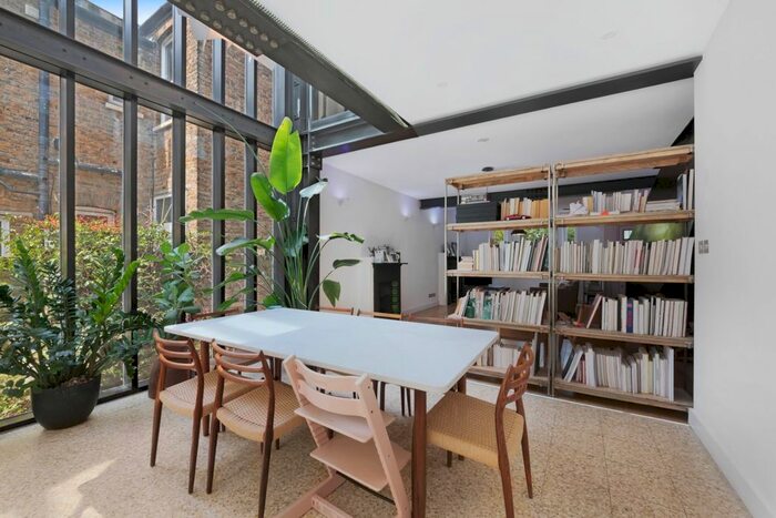 4 Bedroom End Of Terrace House To Rent In Oxford Gardens, London, W10