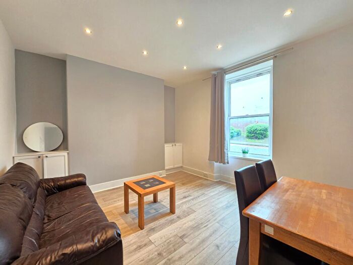 1 Bedroom Flat For Sale In Bedford Road, City Centre, Aberdeen, AB24