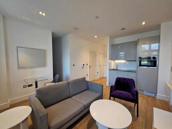 1 Bedroom Apartment To Rent In Laporte Way, Luton, LU4