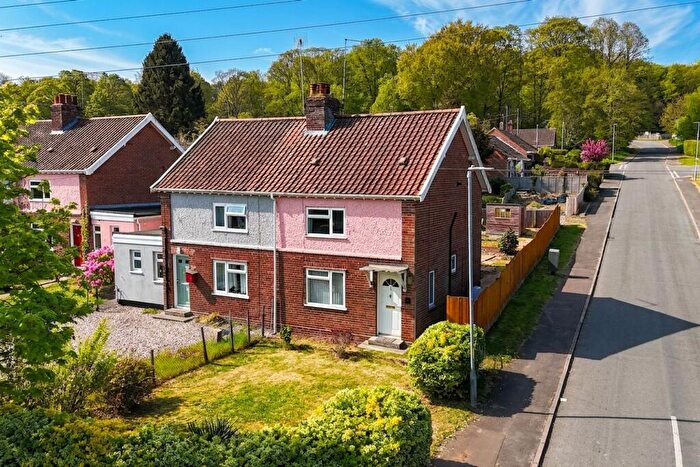 3 Bedroom Semi-Detached House For Sale In West End, Old Costessey, Norwich, NR8