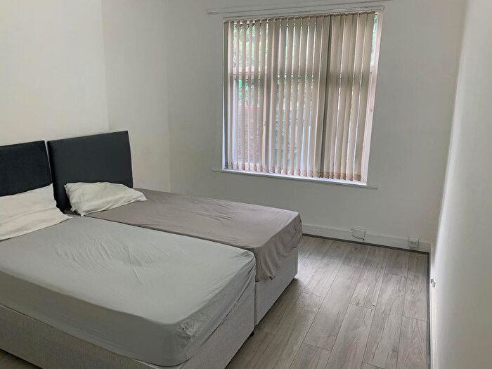 2 Bedroom Flat To Rent In Ash Tree Road, Crumpsall, Manchester, M8