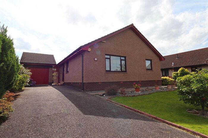 3 Bedroom Detached Bungalow For Sale In Burn Brae Crescent, Westhill, Inverness, IV2