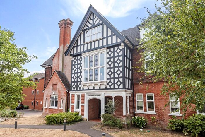 1 Bedroom Apartment For Sale In Knotley Way, West Wickham, BR4