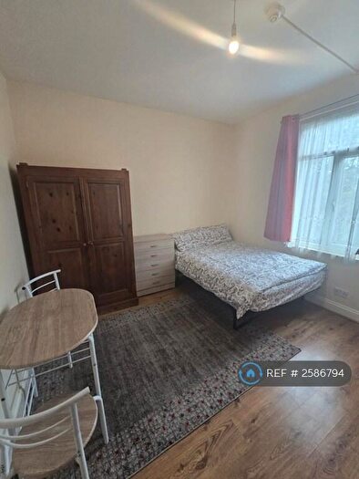 Studio To Rent In Mount Pleasant Road, London, N17