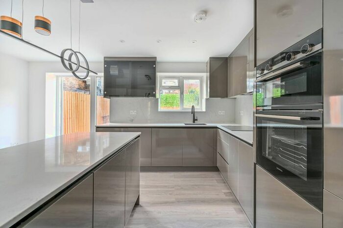 5 Bedroom End Of Terrace House To Rent In Mayton Street, Holloway, London, N7