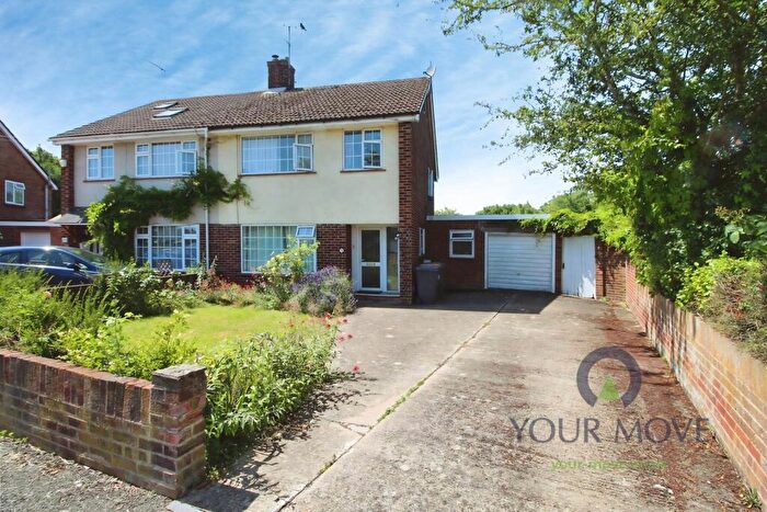 3 Bedroom Semi-Detached House To Rent In Queens Crescent, Bedford, Bedfordshire, MK41