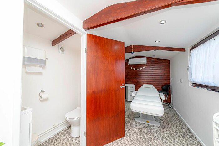 2 Bedroom Semi-Detached Bungalow For Sale In Sandown Drive, Herne Bay, CT6