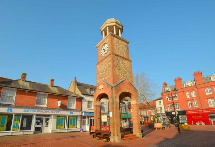 2 Bedroom Apartment To Rent In Gordon Road, Chesham, HP5