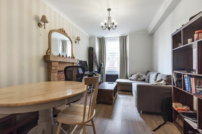1 Bedroom Flat For Sale In Peters Court, Westminster, W2