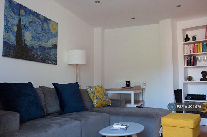 2 Bedroom Flat To Rent In Fairthorn Road, London, SE7