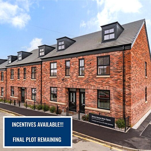 4 Bedroom Terraced House For Sale In Pownall Street, Macclesfield, SK10