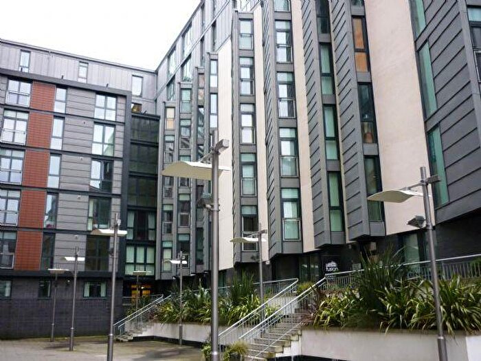 2 Bedroom Flat To Rent In Oswald Street, Glasgow, G1