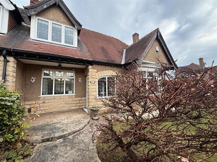 3 Bedroom Semi Detached House For Sale In Coniscliffe Road, Darlington, DL3