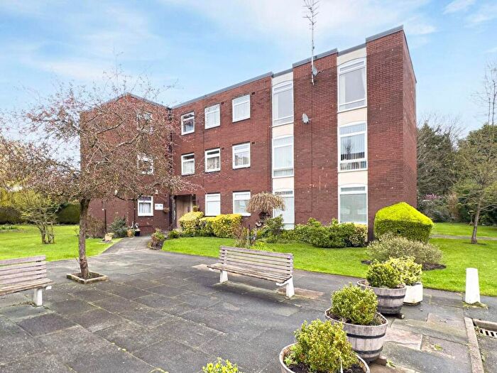 2 Bedroom Flat For Sale In Verdala Park, Liverpool, L18