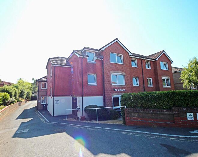1 Bedroom Flat To Rent In Alum Chine Road, Westbourne, Bournemouth, BH4