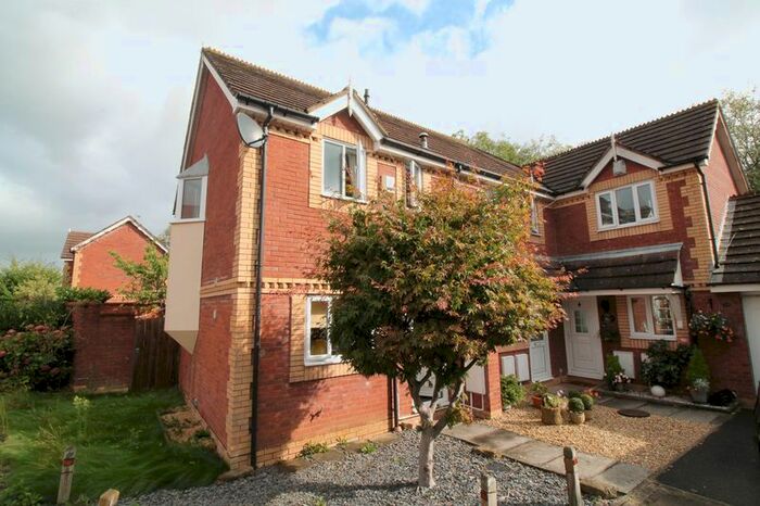 2 Bedroom End Of Terrace House To Rent In Hoylake Drive, Warmley BS30