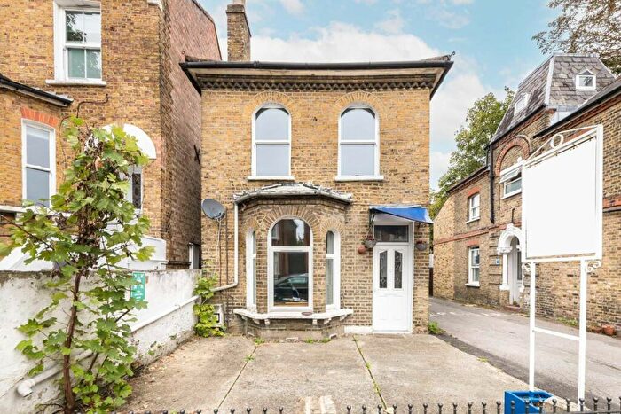 1 Bedroom Flat To Rent In Tyrrell Road, East Dulwich, SE22