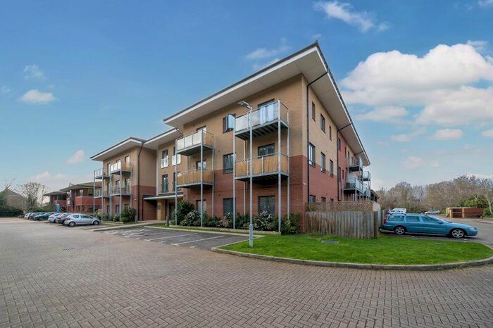 1 Bedroom Apartment To Rent In Catteshall Lane, Godalming, GU7