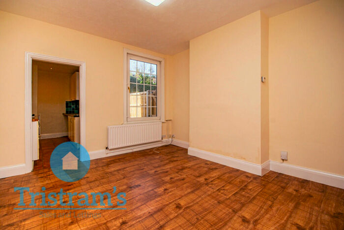 2 Bedroom End Of Terrace House To Rent In Duke Street, Arnold, NG5