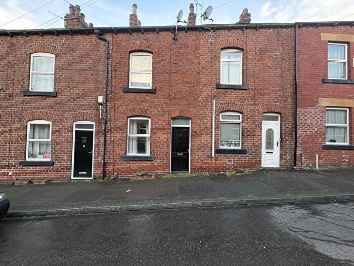 3 Bedroom Terraced House To Rent In Middlesex Street, Barnsley, S70